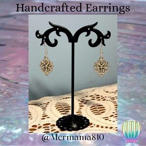 Handcrafted Elegant Silver Earrings